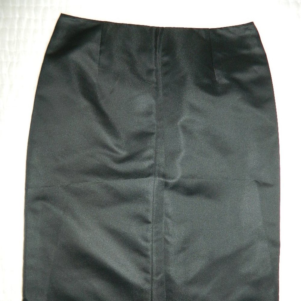 Valentino Black Satin Pencil Skirt , Euro 40